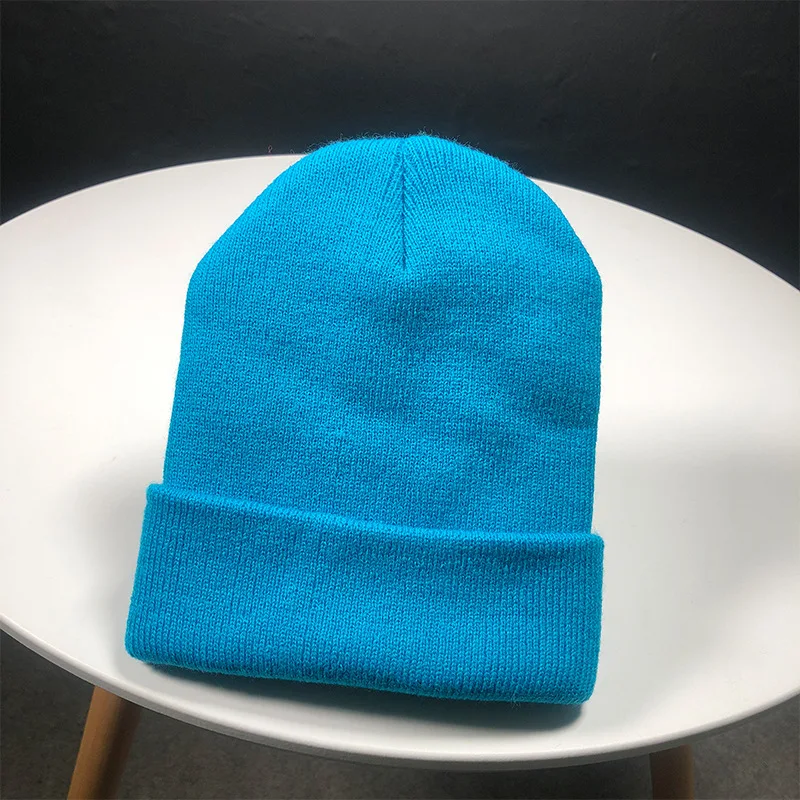 Czapka beanie unisex dzianinowa na jesień i zimę Niebieski