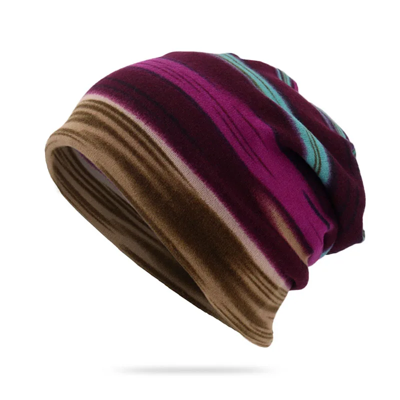 Czapka dzianinowa z otworem na kucyk, unisex B