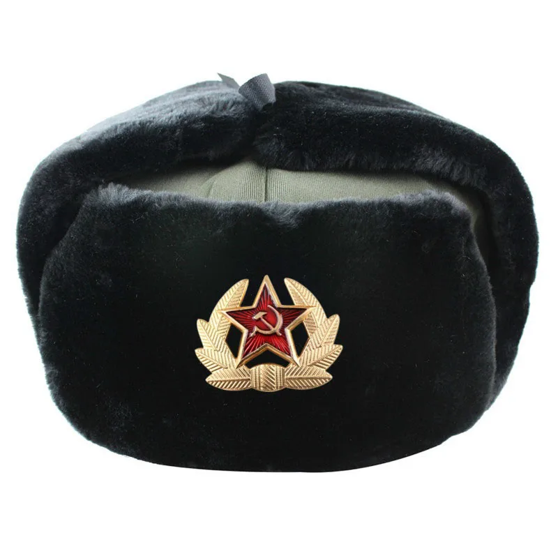 Czapka uszanka zimowa pilotka ze sztucznym futrem i odznaką Zielona odznaka