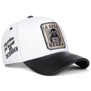 Czapka z daszkiem z haftem La Oveja Negra unisex Biały