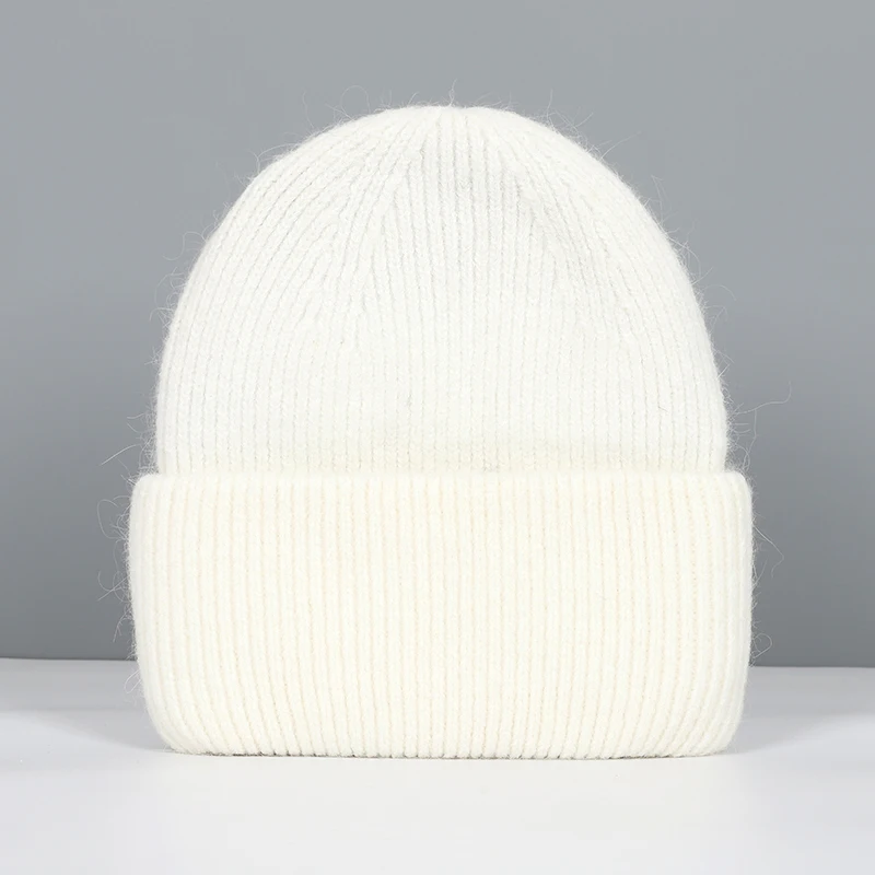 Czapka zimowa damska z dzianiny, ciepła i miękka czapka beanie Biały