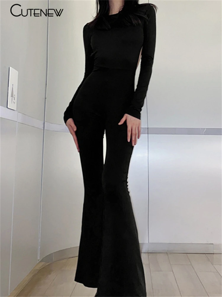 Czarny kombinezon bodycon z szerokimi nogawkami Czarny