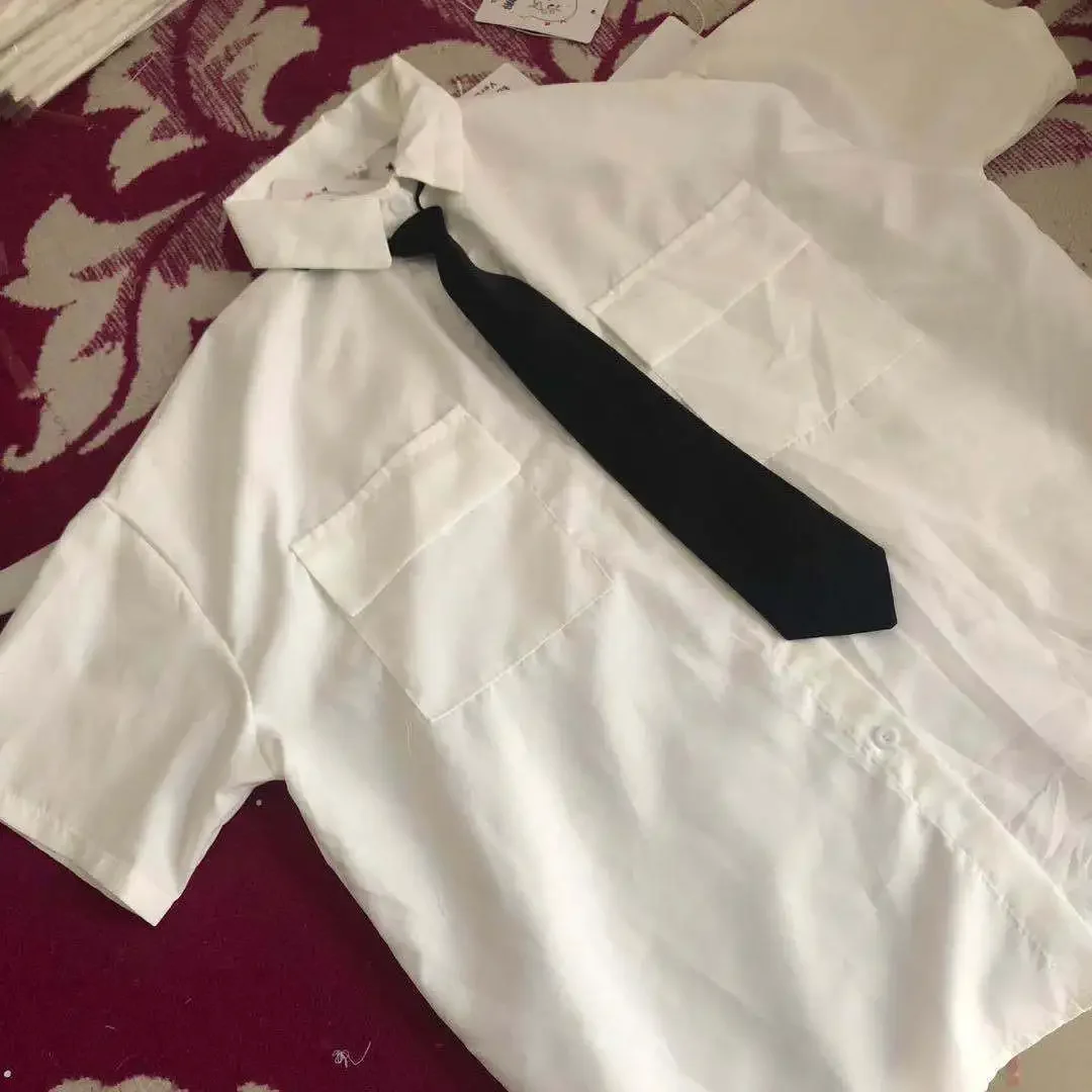 Damska koszula oversize z krótkim rękawem, biała, z kołnierzykiem Czarny