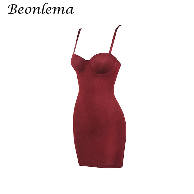 Damska sukienka mini bodycon na ramiączkach - dopasowana, na lato Czerwone wino