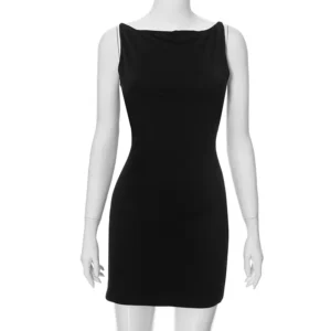 Sukienka mini dopasowana, elegancka na imprezę Czarny