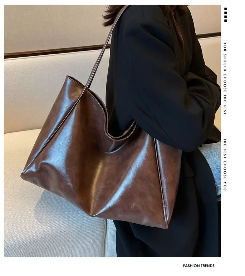 Damska torba na ramię z ekoskóry – pojemna torebka crossbody Kawowy