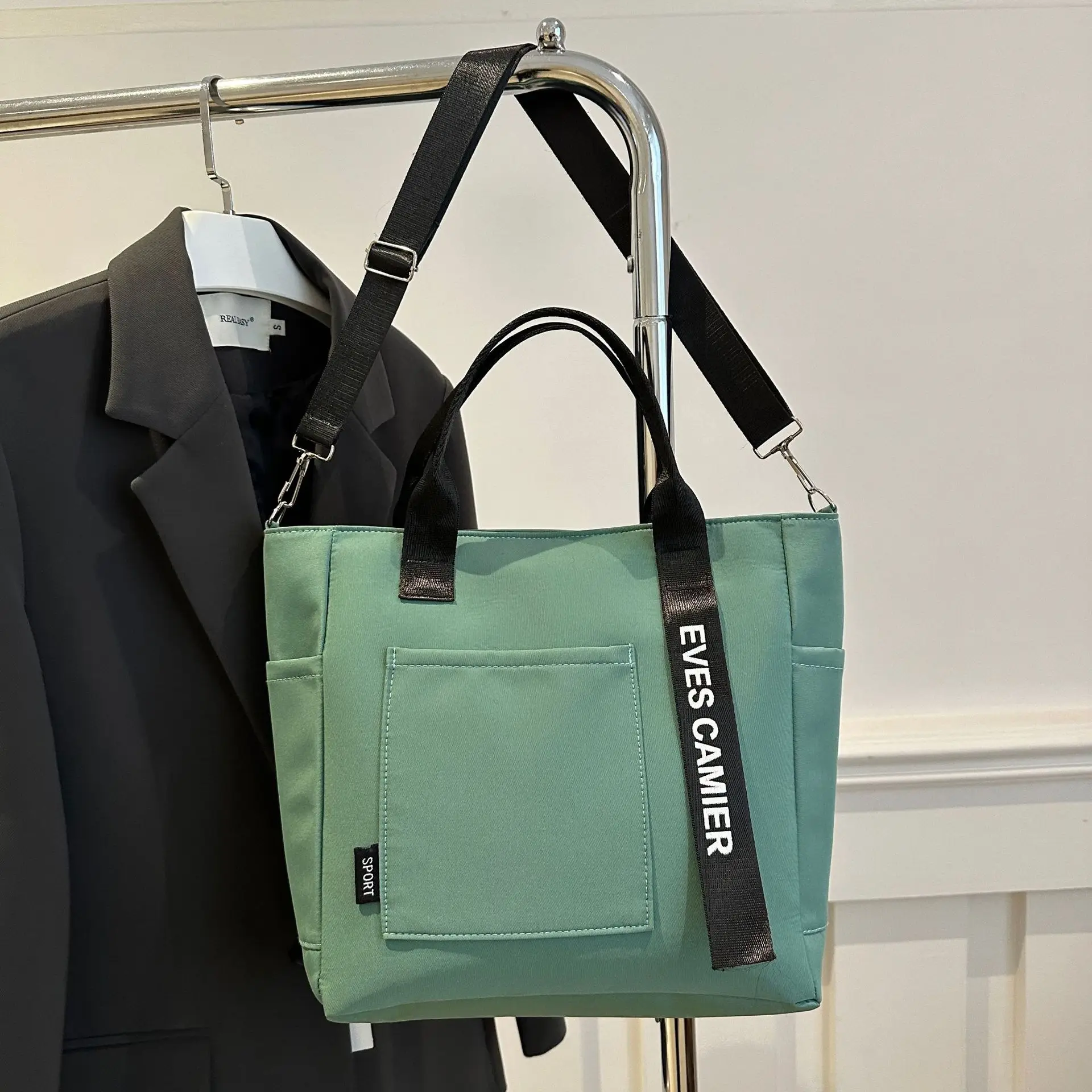 Damska torba shopper z nylonu - pojemna i wodoodporna Zielony