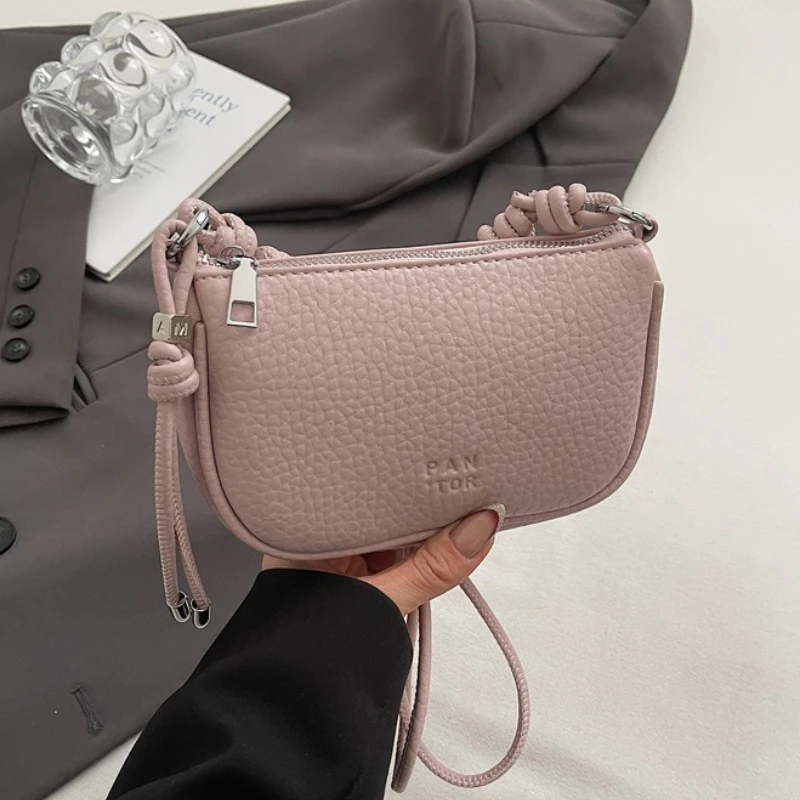 Damska torebka na ramię crossbody w jednolitym kolorze Fioletowy