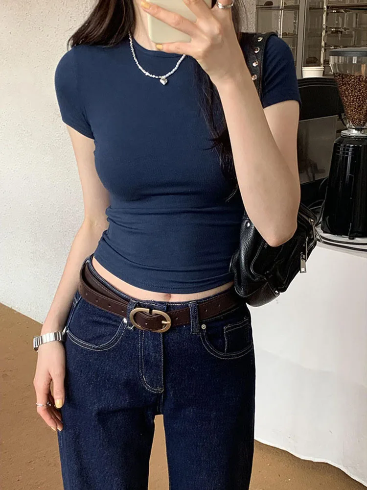Damski dopasowany t-shirt crop top z krótkim rękawem Granatowy