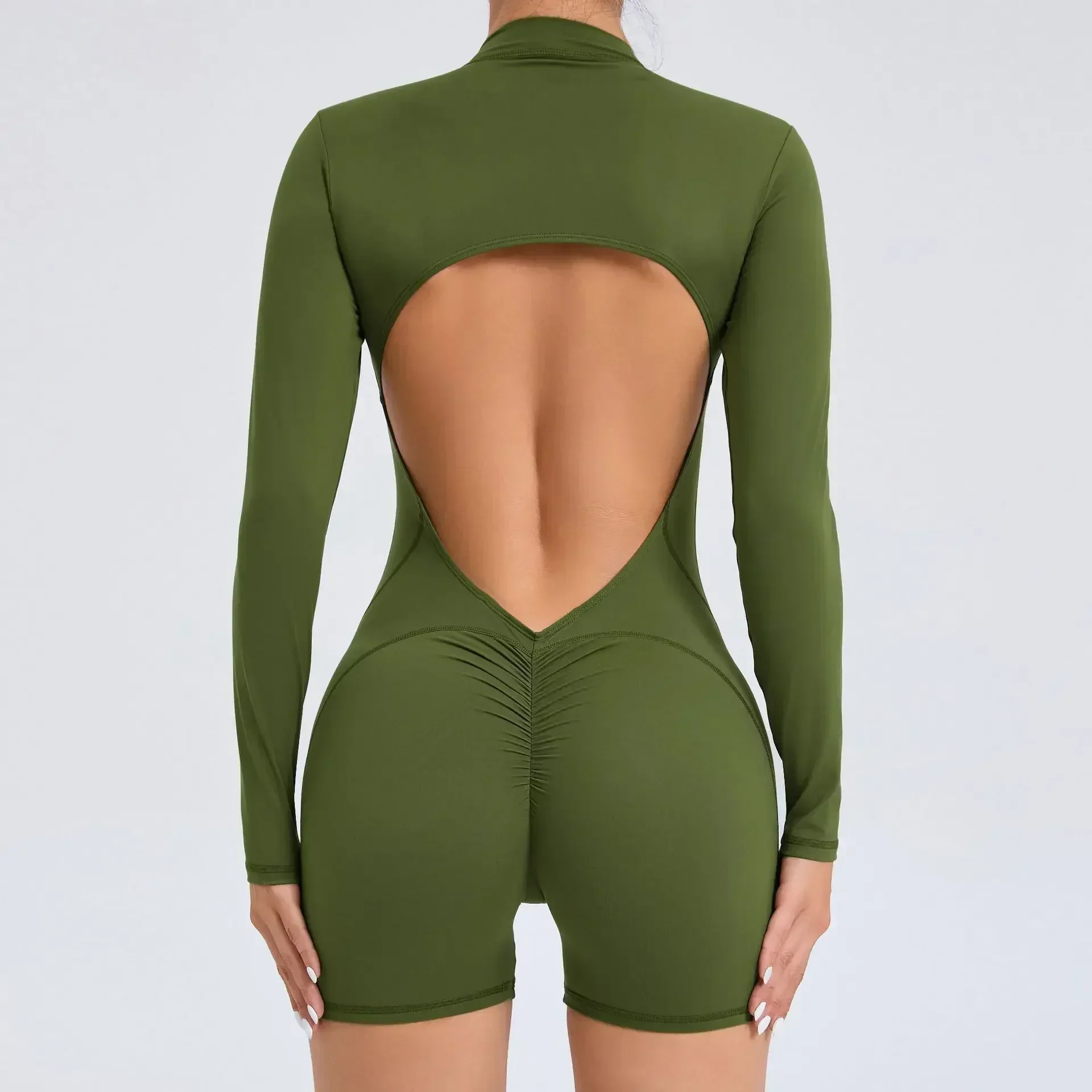 Damski kombinezon fitness z dekoltem na plecach i zamkiem Military green1