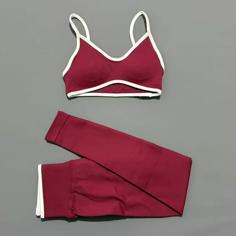 Damski bezszwowy komplet do jogi top i legginsy Plum