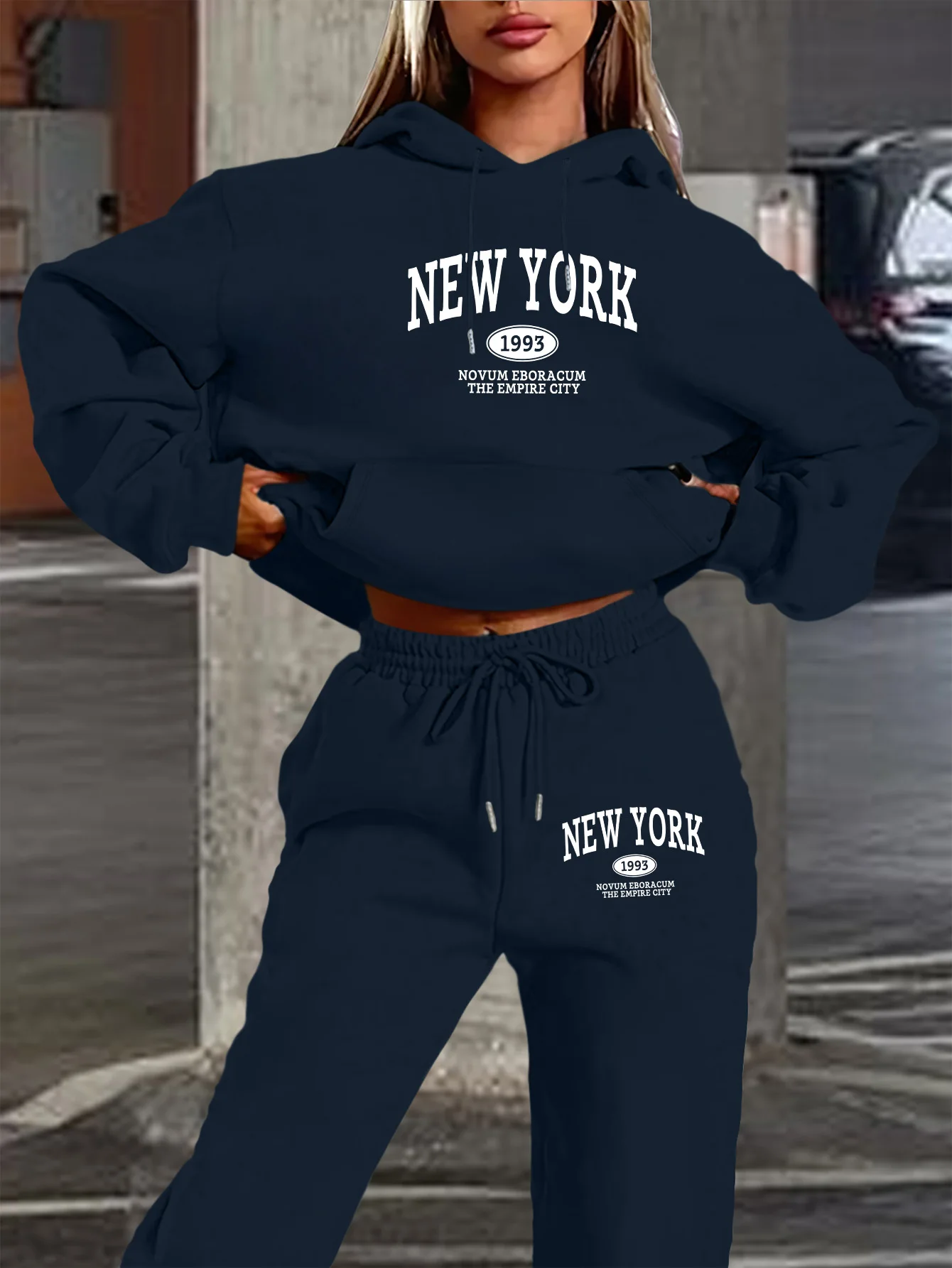 Damski komplet dresowy z bluzą New York i nadrukiem Nlmt416 hei