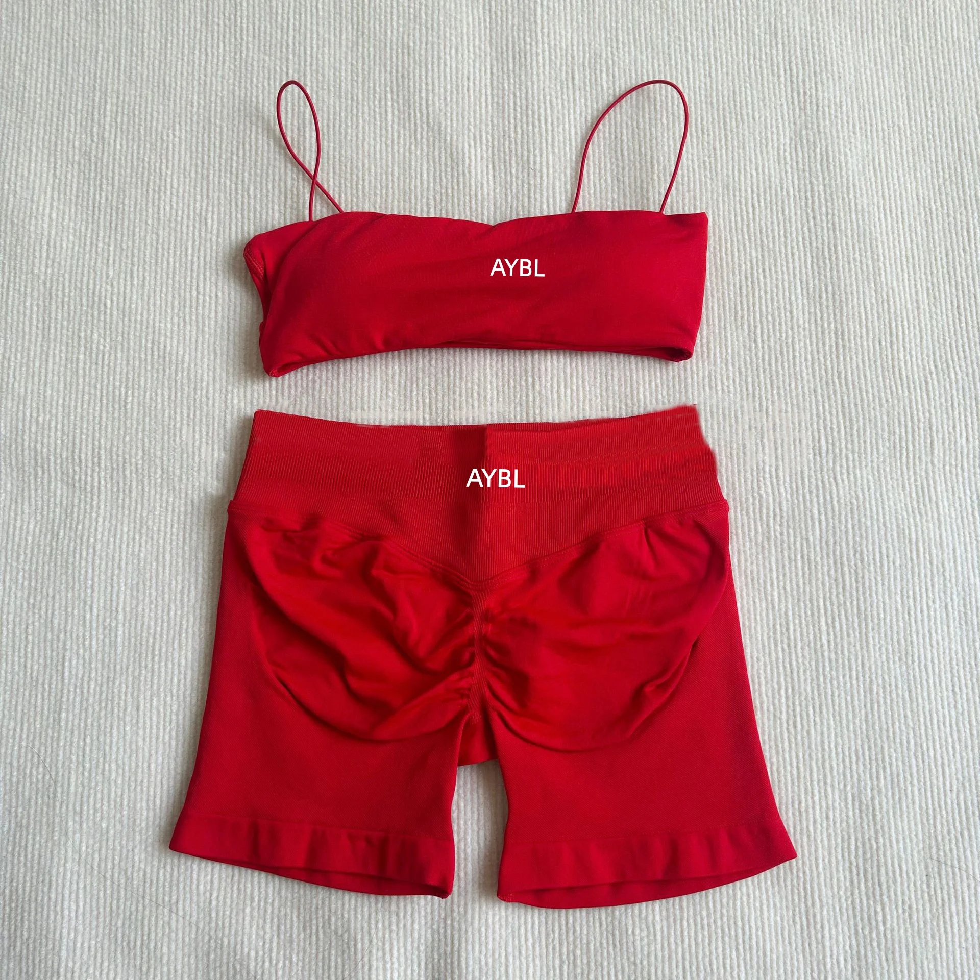 Damski komplet sportowy do jogi – top i legginsy Picture 3