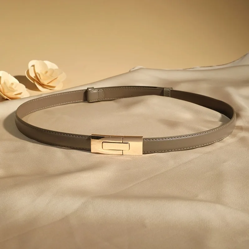 Damski pasek ze skóry naturalnej 1,8 cm - cienki, ze złotą klamrą żółty