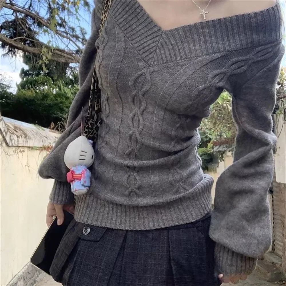 Damski dzianinowy sweter z dekoltem V w stylu vintage Szary