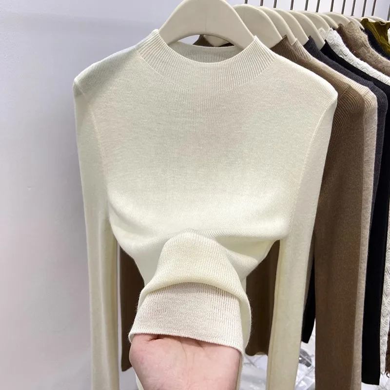 Damski sweter golf dopasowany ciepły pulower Morelowy