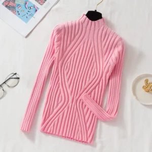 Damski sweter z golfem slim fit Różowy