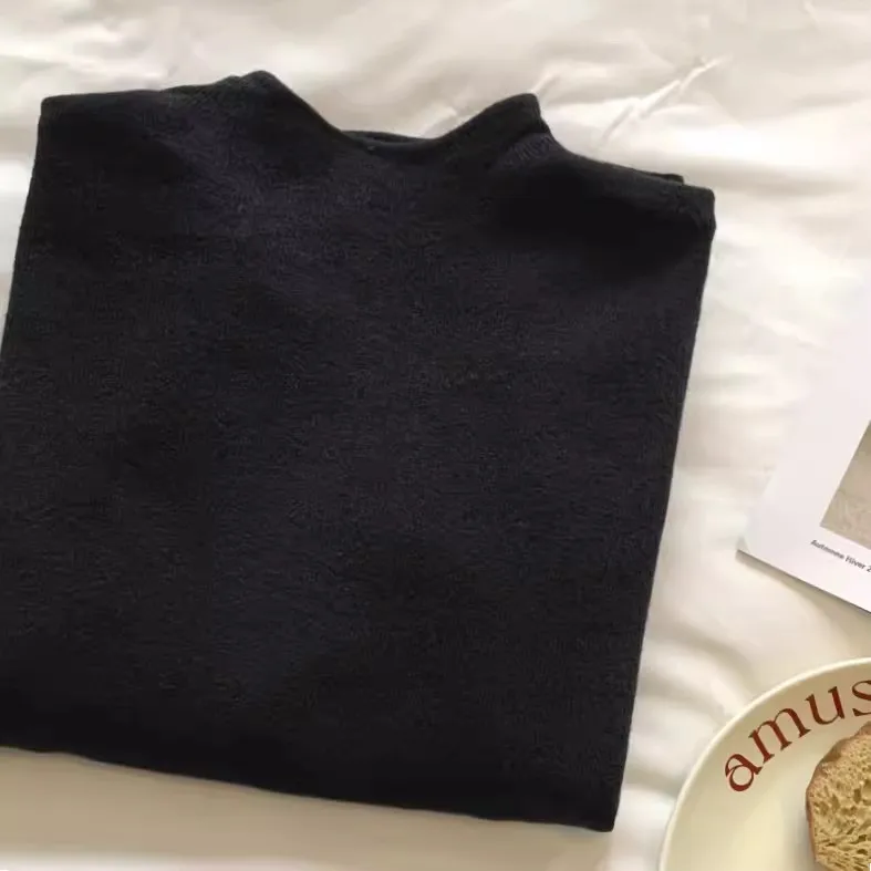 Damski sweter golf z długim rękawem w stylu vintage Czarny