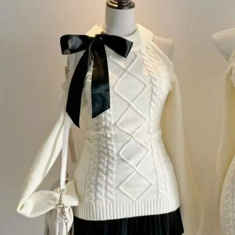 Damski sweter z kokardą w stylu Y2K 2512 beżowy sweter