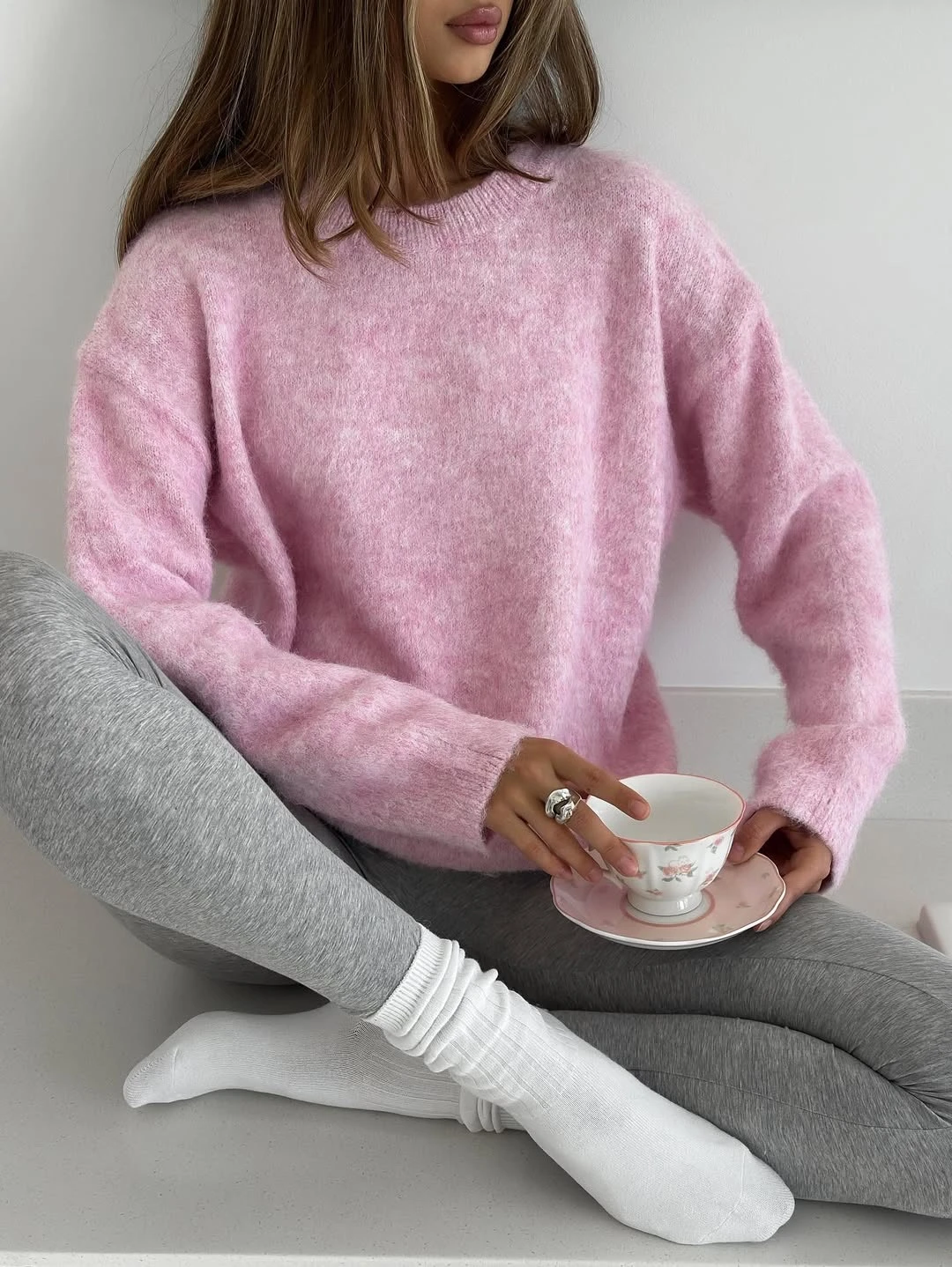 Damski sweter oversize z okrągłym dekoltem Różowy
