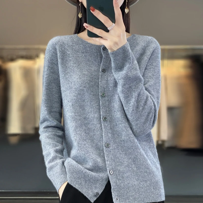 Damski sweter rozpinany z wełny merynosów z długim rękawem Szary