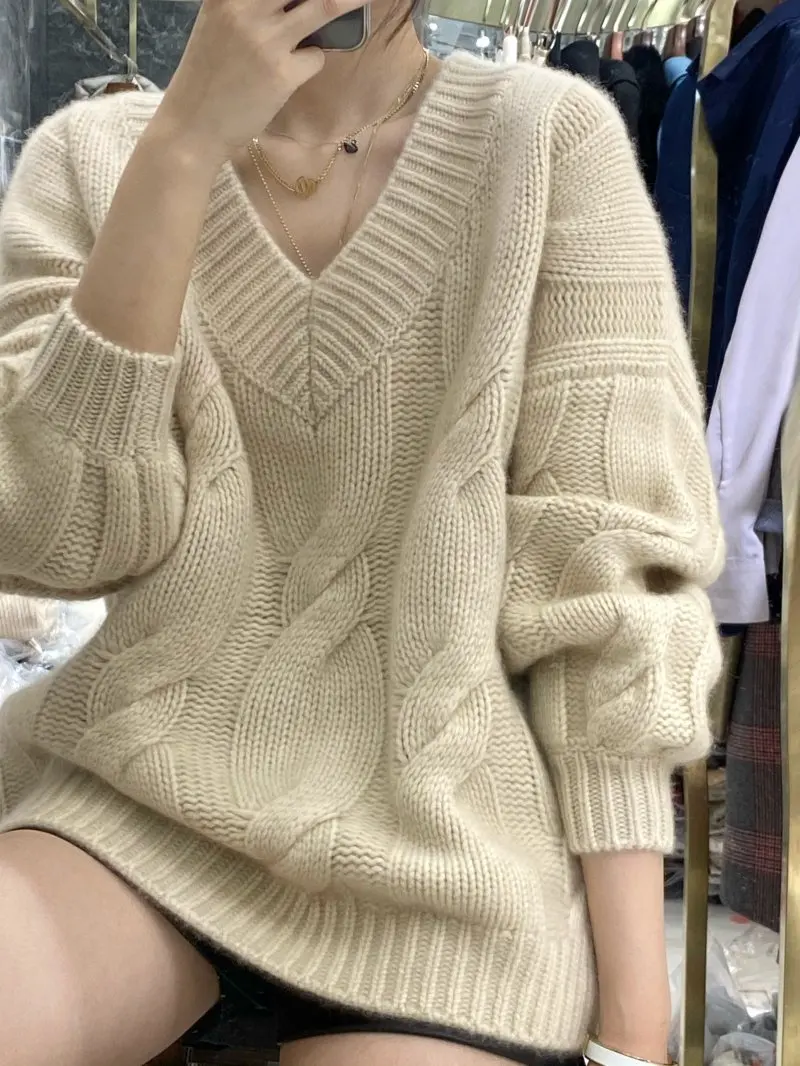 Damski sweter z wełny merino z dekoltem w serek Mibaise