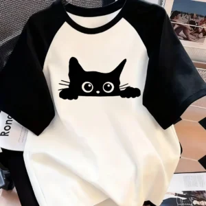 Damski t-shirt z czarnym kotem i napisem, krótki rękaw 0605