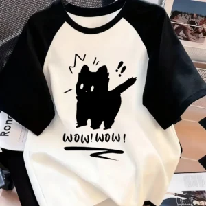 Damski T-shirt z zabawnym nadrukiem kota 0607