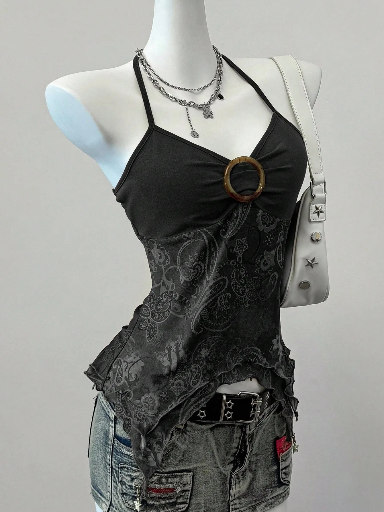 Damski top halter z odkrytymi plecami i siateczką Czarny