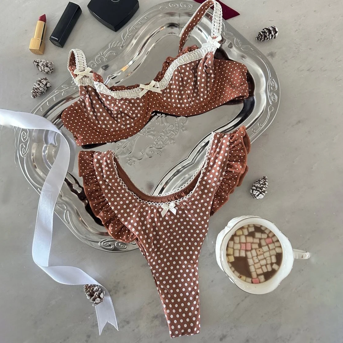 Damski strój kąpielowy bikini push-up w kwiaty Bikini3