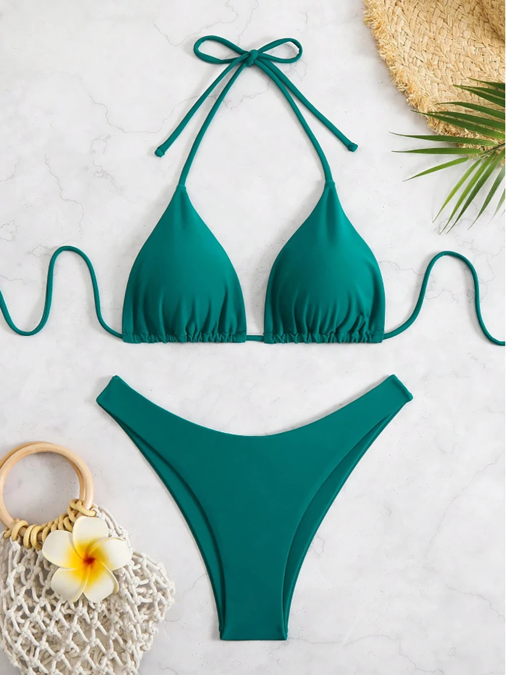 Damskie bikini z wiązaniem na szyi i stringami Style e