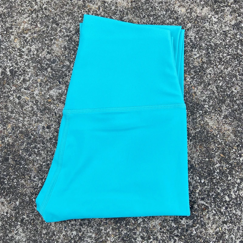 Damskie legginsy sportowe z kieszeniami i wysokim stanem Camping color