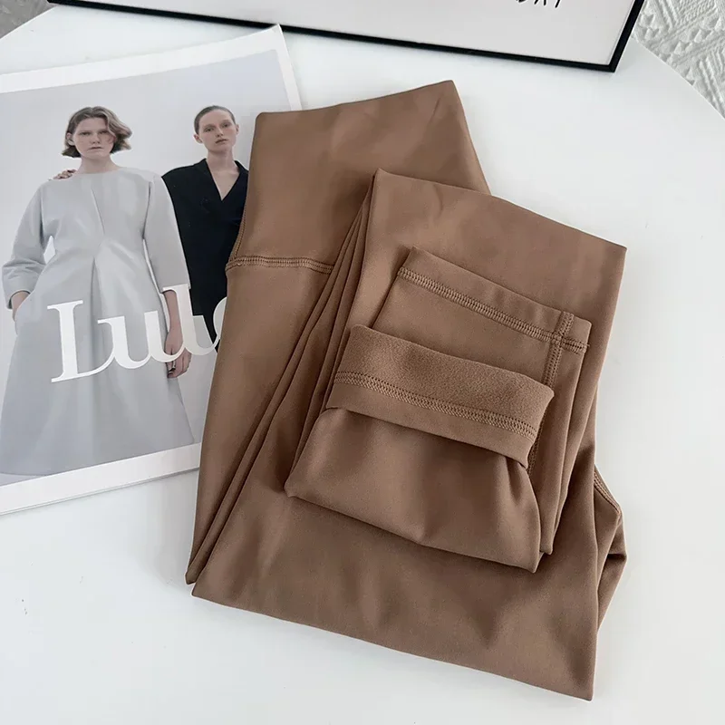 Damskie legginsy sportowe z wysokim stanem Cocoa