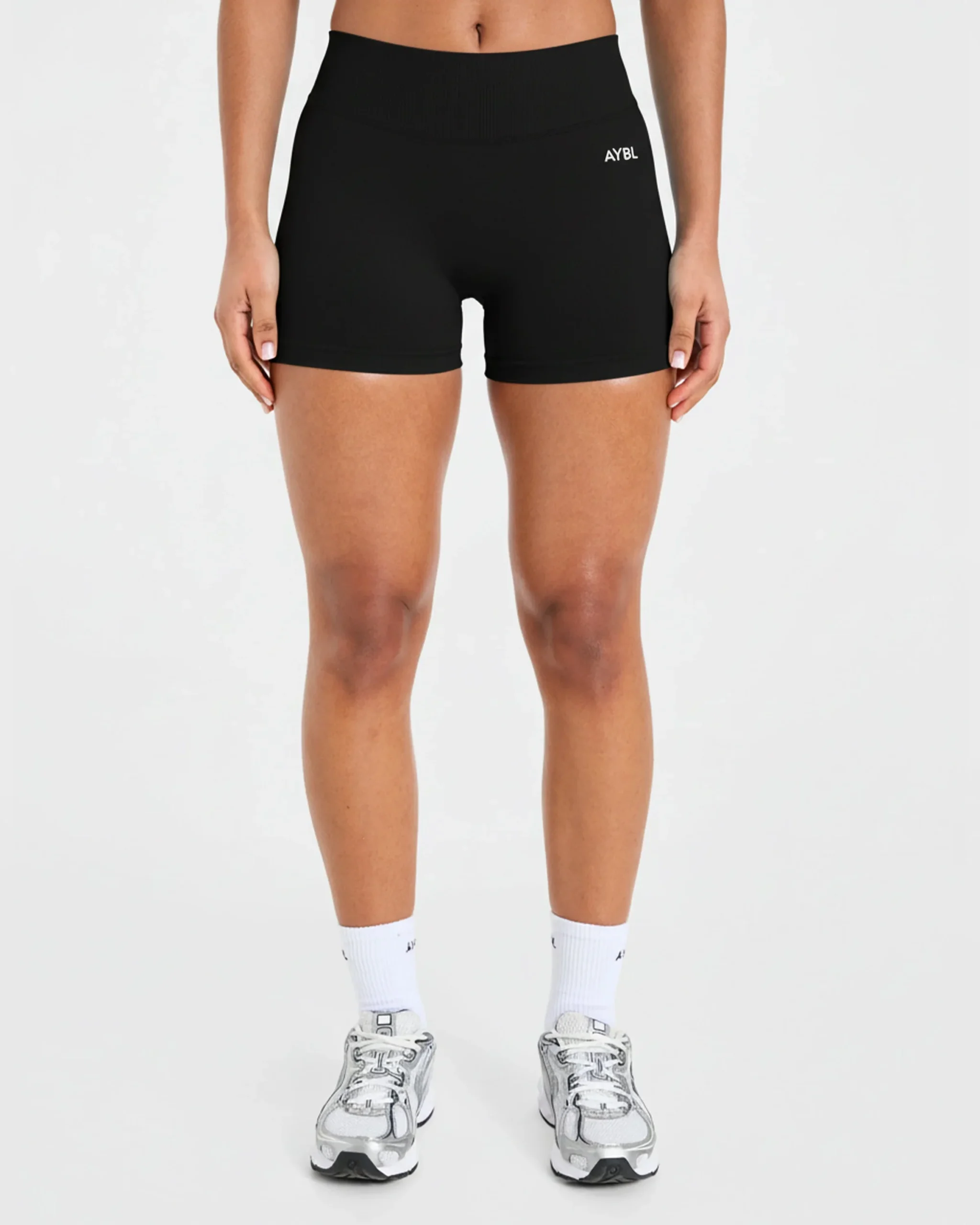 Damskie szorty sportowe push-up do fitnessu i na rower Czarny
