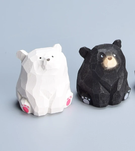 Drewniana figurka niedźwiedzia polarnego - ozdoba na biurko Khaki