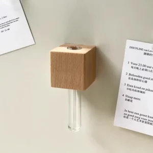 Drewniany wazon magnetyczny na lodówkę z probówką żółty