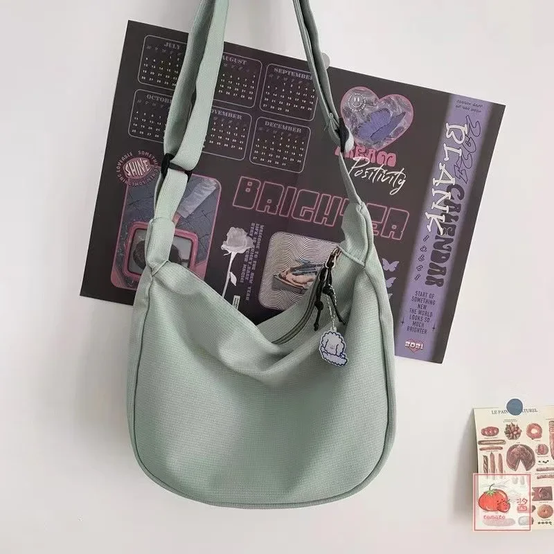 Duża torba przez ramię Harajuku – crossbody bag o dużej pojemności Zielony
