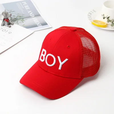 Dziecięca czapka z daszkiem z haftem dla chłopca i dziewczynki Boy 003