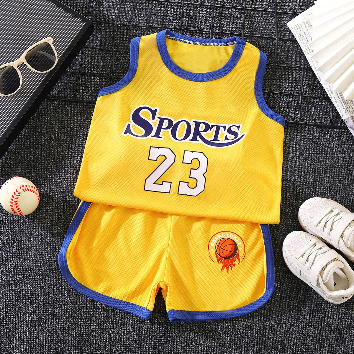 Dziecięcy komplet sportowy - koszulka i spodenki do koszykówki 5