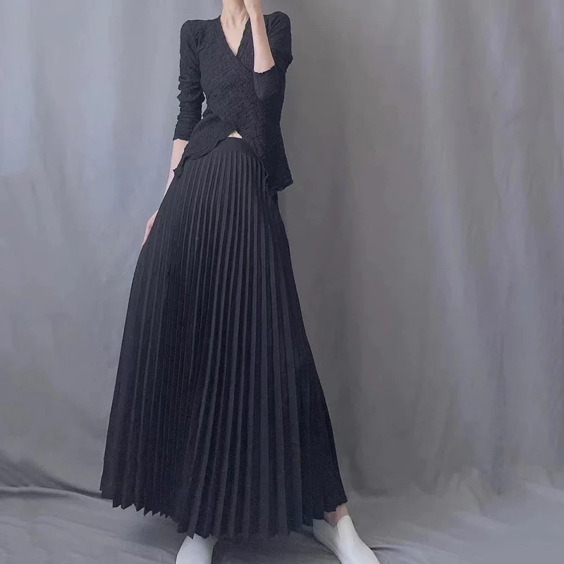 Elegancka spódnica plisowana z wysokim stanem do biura Ciemnoszary