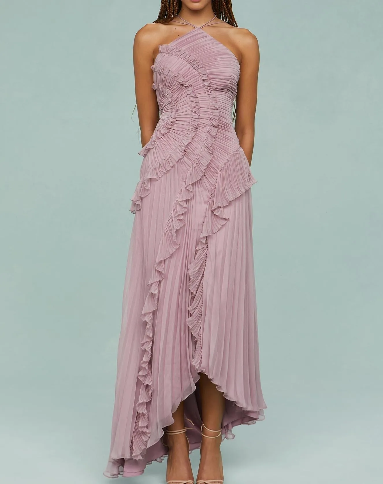 Elegancka sukienka maxi z falbanami na wesele B