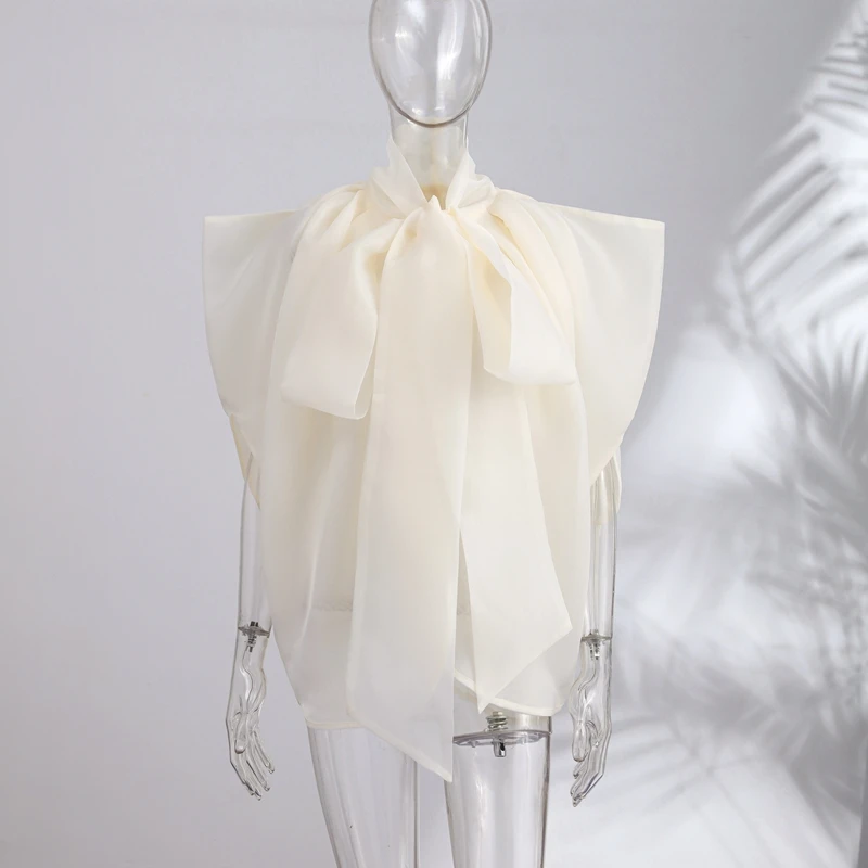 Elegancka sukienka maxi z koronką i bufiastymi rękawami Shirts 02