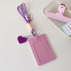Etui na kartę z zawieszką w jednolitym kolorze — styl kawaii Różowy