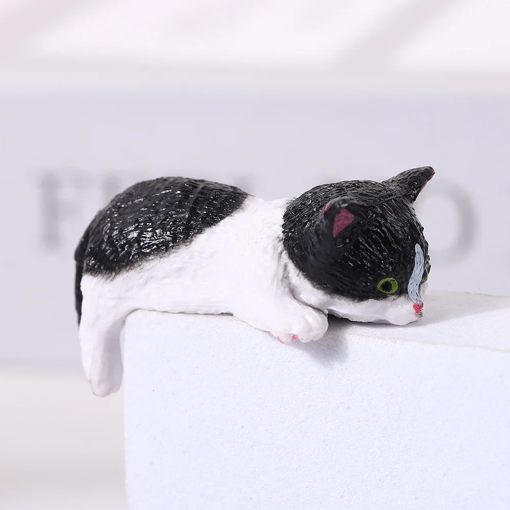 Figurka kota na krawędź kubka - mini ozdoba na biurko Ciemny szary