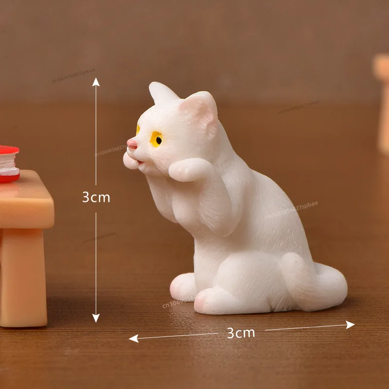 Figurka kota z żywicy - miniaturowa ozdoba do ogródka Khaki