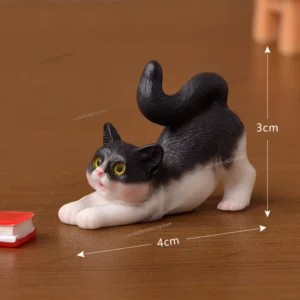 Figurka kota z żywicy - miniaturowa ozdoba do ogródka Złoto