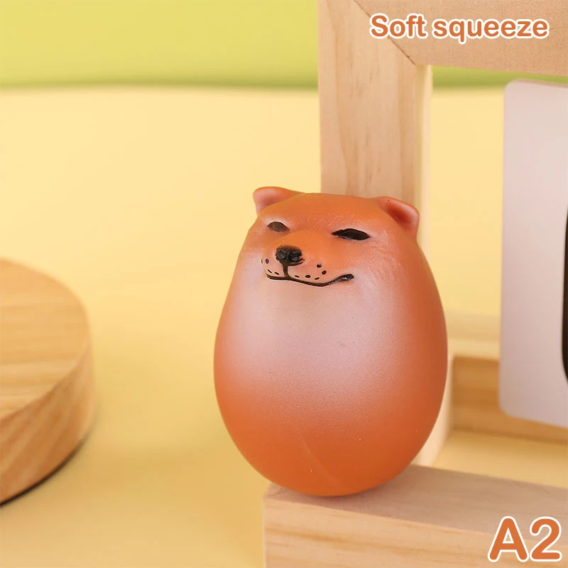 Figurka Shiba Inu w kształcie jajka - dekoracja biurka Jasnozielony