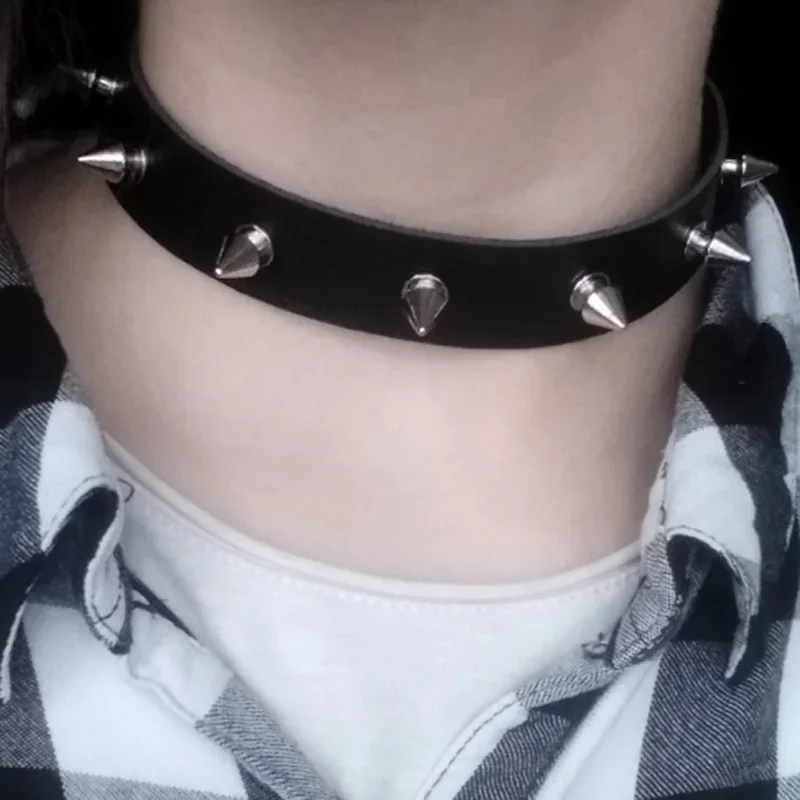 Gotycki choker z sercem i kłódką – punk skórzany kołnierz Pgxlld01bkh