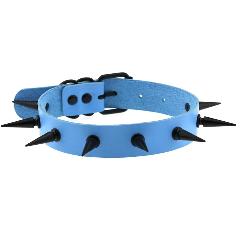 Gotycki choker z kolcami z eko skóry, naszyjnik punk na Halloween Jasnoniebieski