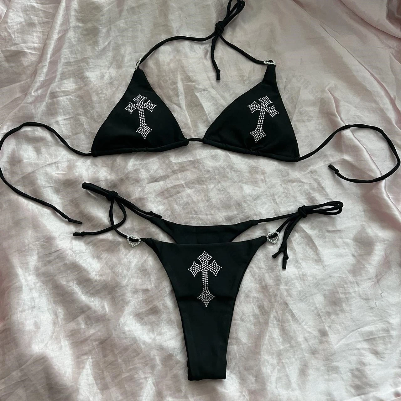 Gotyckie bikini ze strasami Y2K — strój kąpielowy Goth czarny Czarny
